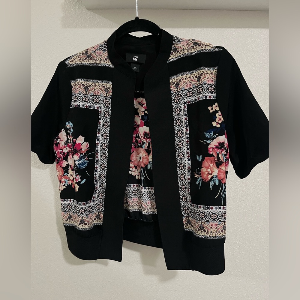 Blouse/ Sweater